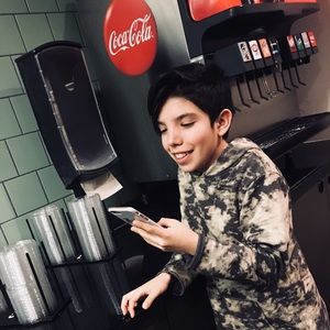 Meet your Posher, Casey